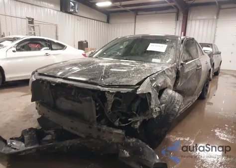 2017 Chrysler 300 300S Alloy Edition z USA, uszkodzony, nr VIN 2C3CCABG4HH668772